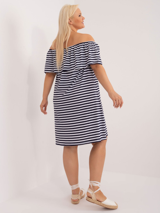Granatowo-biała sukienka plus size