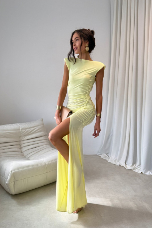 Maxi sukienka w kolorze żółtym Aurelia