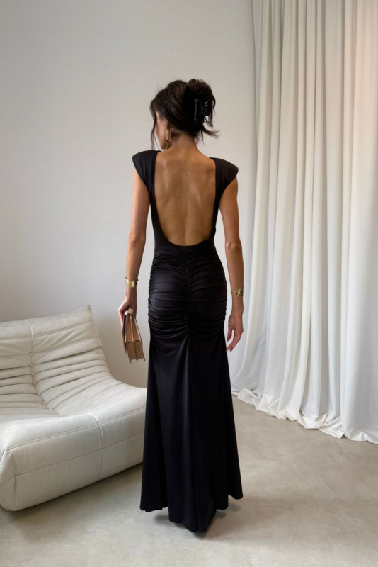 Aurelia – czarna sukienka maxi