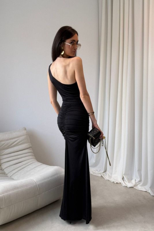Czarna sukienka maxi