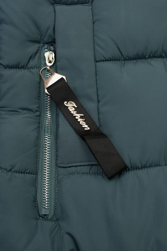 Szara długa kurtka zimowa z futerkiem