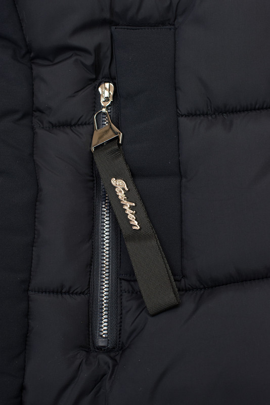 Szara długa kurtka zimowa z futerkiem