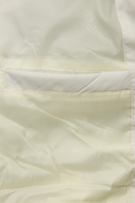 Biała kurtka na sezon jesień/zima