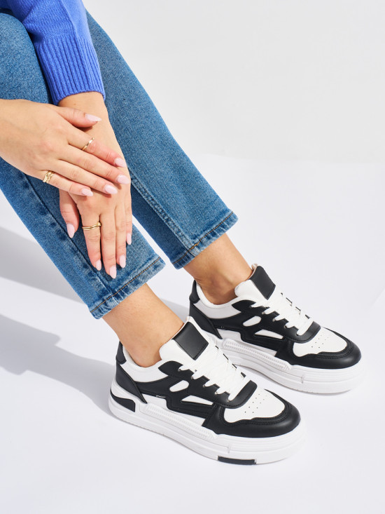 Biało-czarne sneakersy na platformie