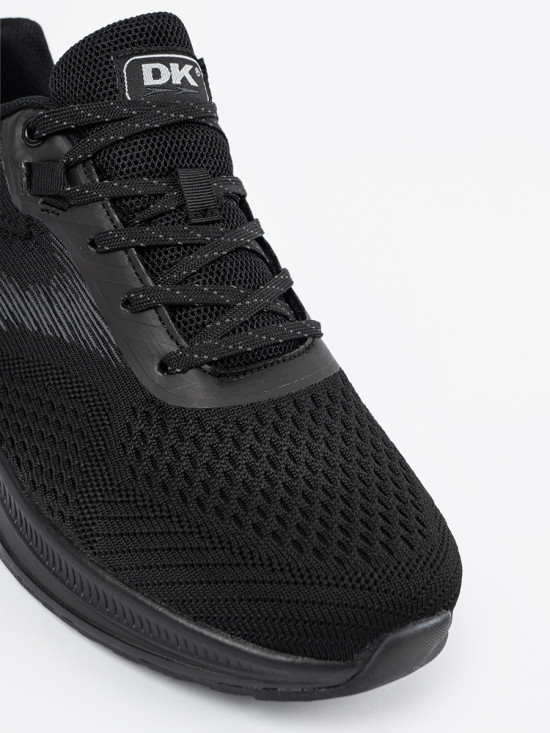 Lekkie czarne buty sportowe