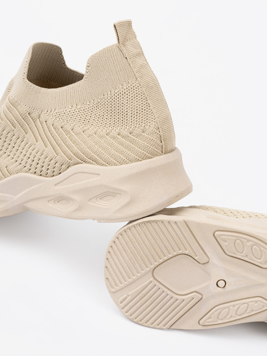 Beżowe sneakersy LIBERO