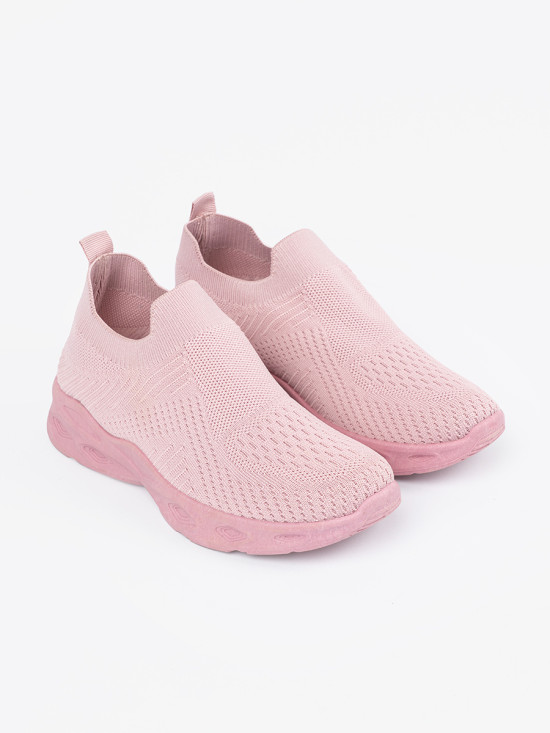 Różowe buty sportowe