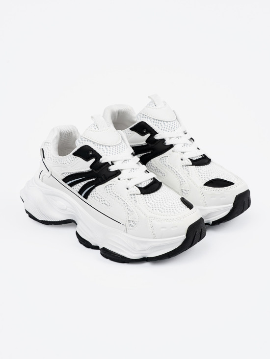 Sneakersy na grubej podeszwie białe