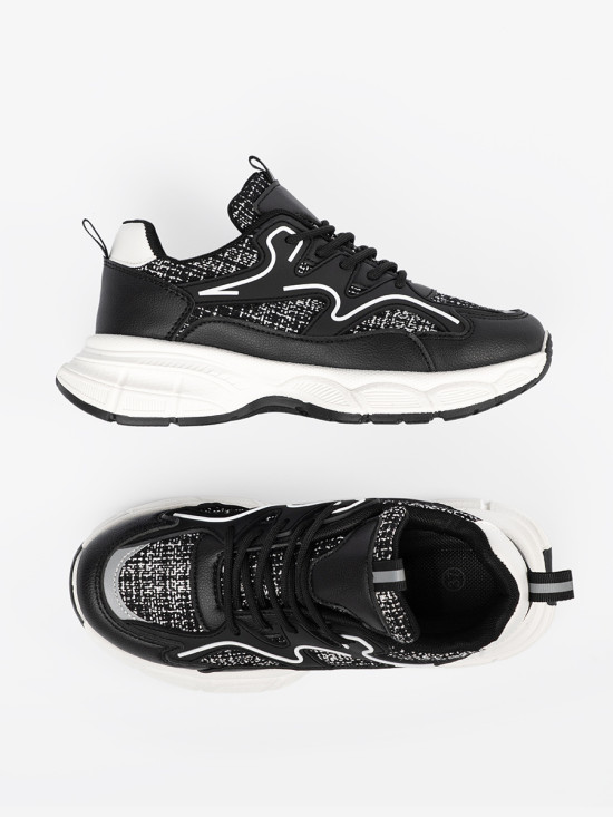 Czarne sneakersy damskie z ozdobnymi wstawkami