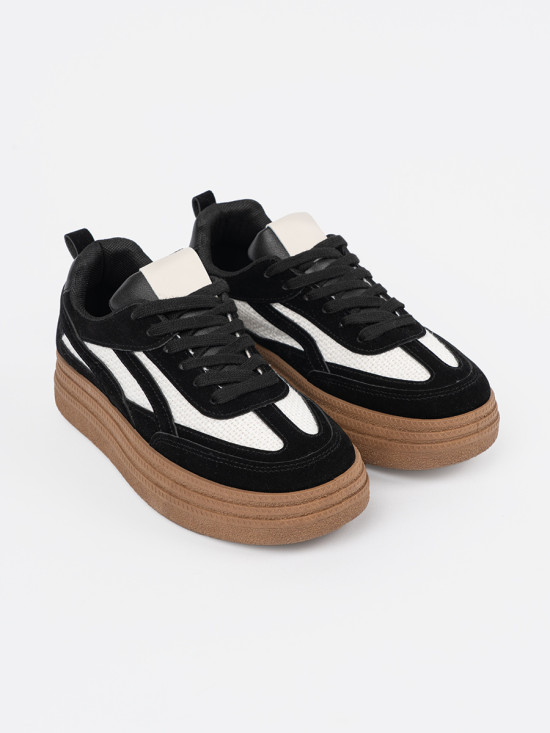 Czarne sneakersy damskie z białymi wstawkami
