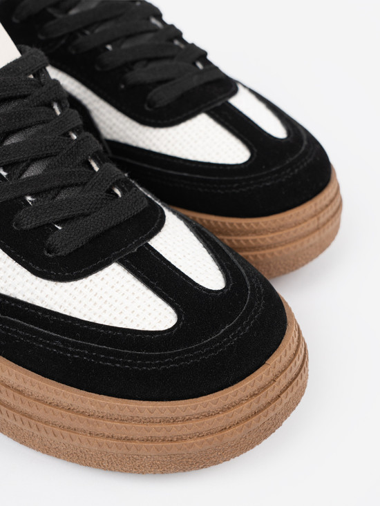 Czarne sneakersy damskie z białymi wstawkami