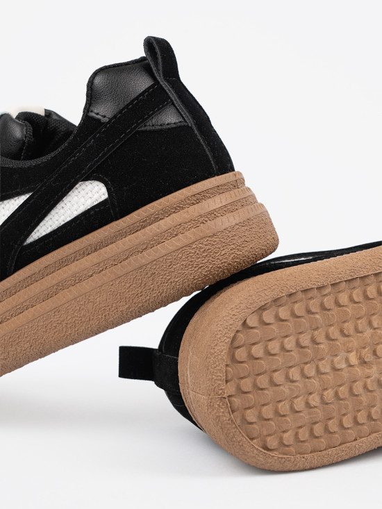 Czarne sneakersy damskie z białymi wstawkami