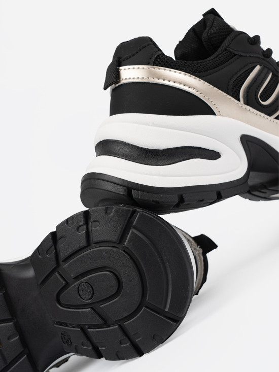 Czarne damskie sneakersy ze złotymi wstawkami