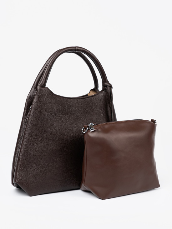 Elegancka brązowa torebka z kosmetyczką w środku