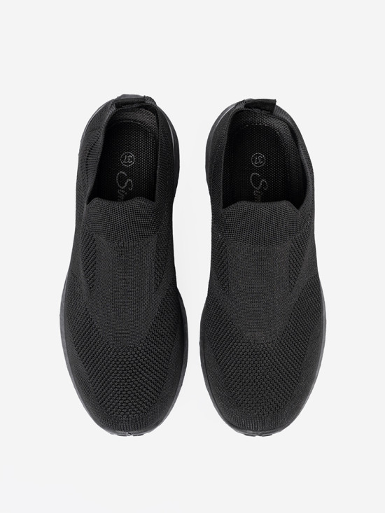 Czarne slip-on sneakers