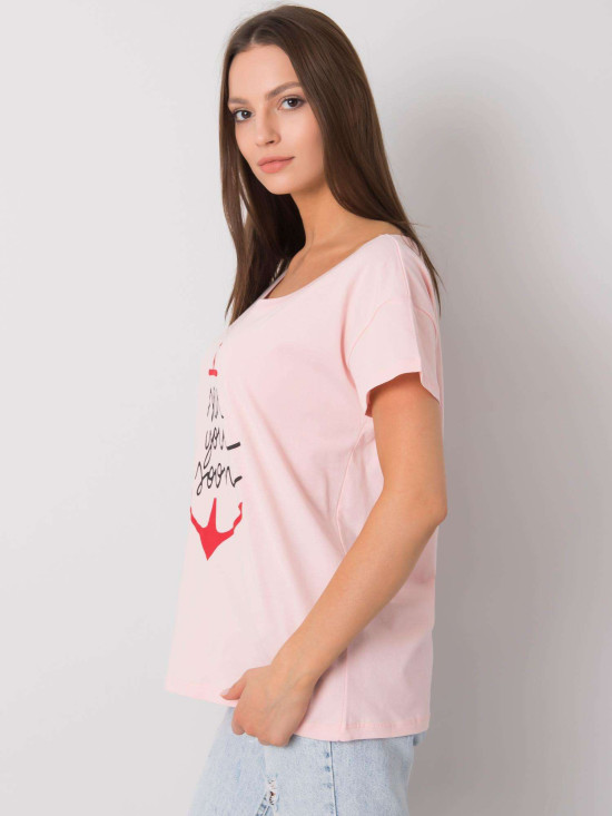 Jasnoróżowe t-shirt z napisem