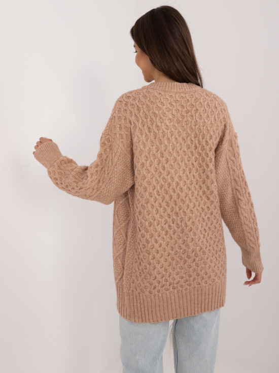 Wygodny sweter w kolorze camel