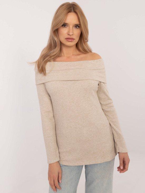 Elegancki beżowy sweter z długim rękawem