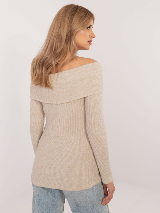 Elegancki beżowy sweter z długim rękawem