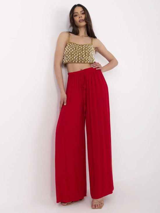 Stylowe czerwone spodnie