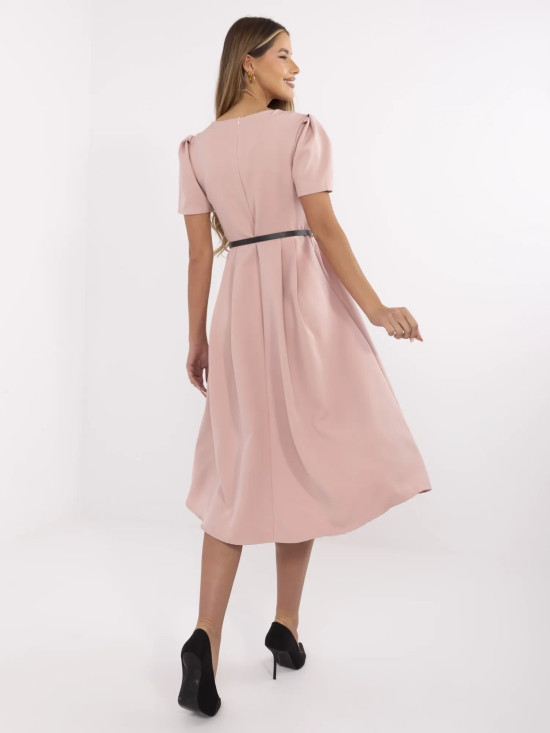 Elegancka midi sukienka w ciemnoróżowym