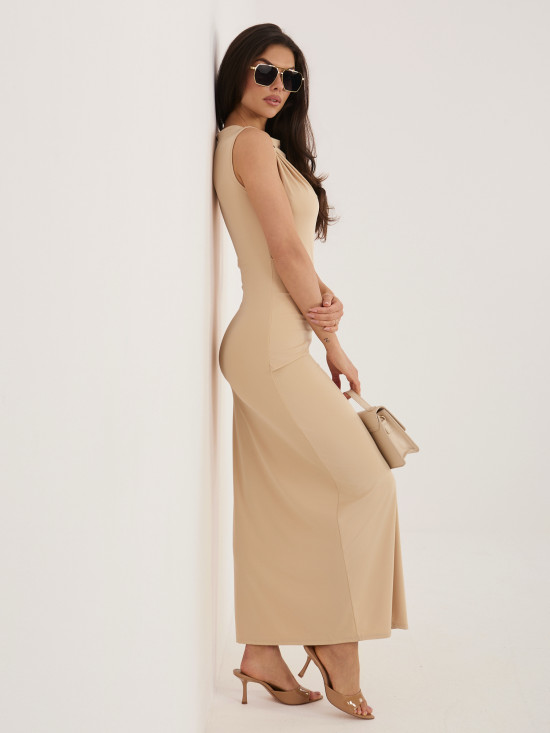 Beżowa ołówkowa sukienka midi bez rękawów