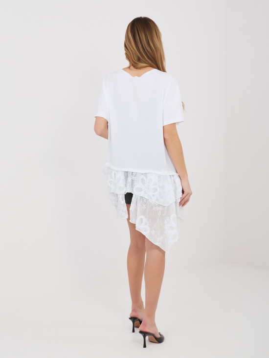 Biała bawełniana bluzka z krótkim rękawem i falbaną