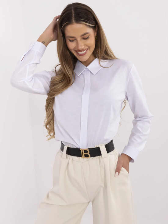 Elegancka biała koszula