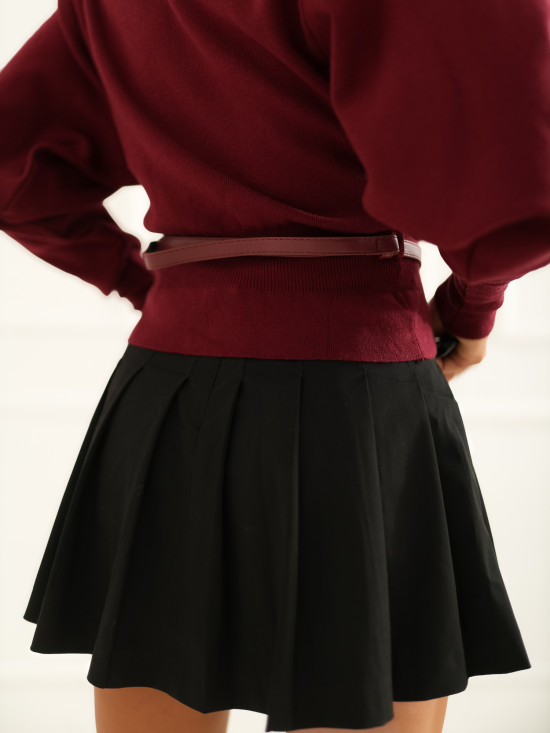 Elegancki bordowy sweter z paskiem