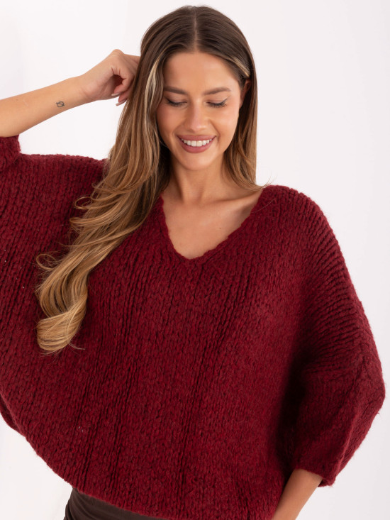 Stylowy bordowy sweter z 3/4 rękawami