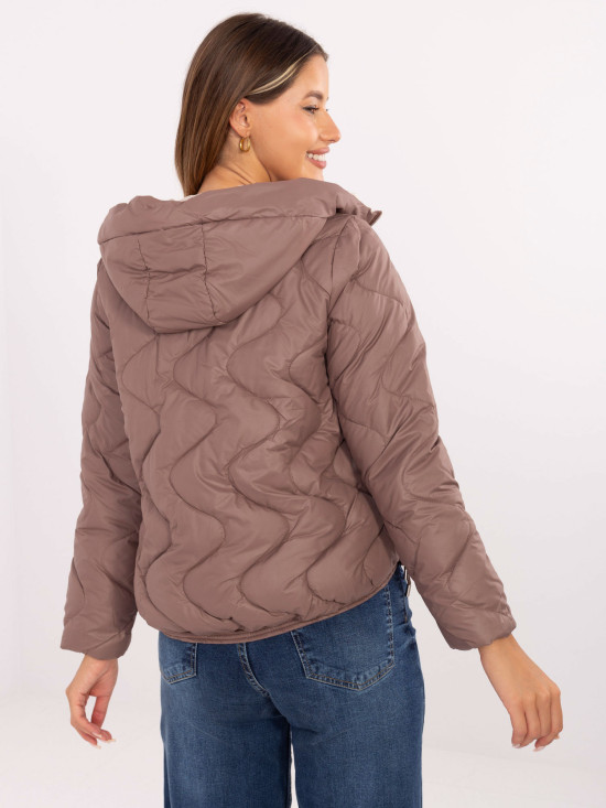 Brązowa kurtka przejściowa z kapturem