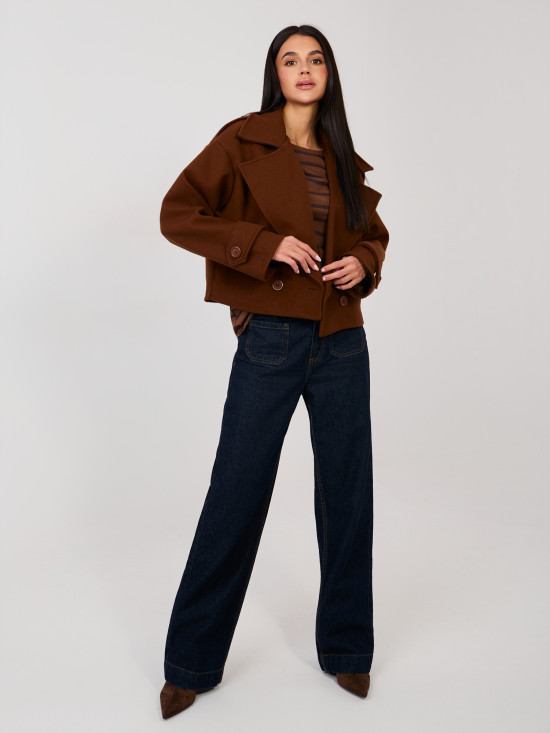 Brązowy prążkowany t-shirt bawełniany z krótkim rękawem