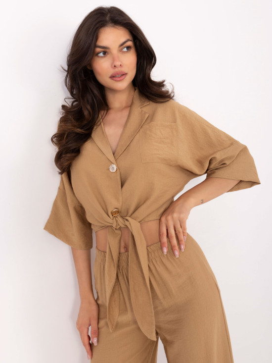 Elegancki komplet w kolorze camel