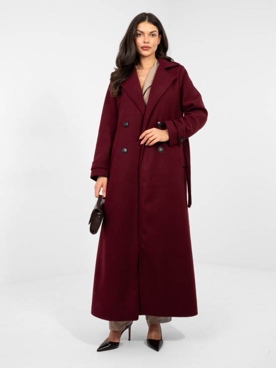 Elegancki czerwony płaszcz przejściowy z paskiem