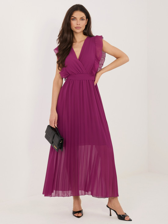 Rozkloszowana fioletowa sukienka midi z paskiem