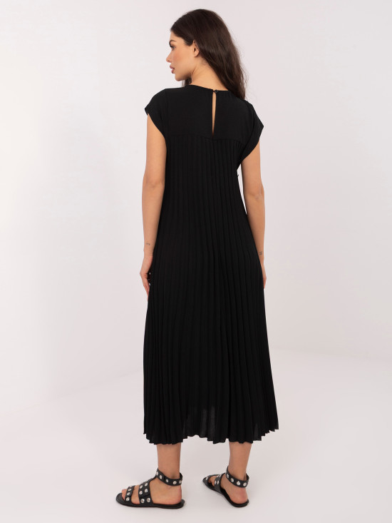 Czarna midi sukienka koktajlowa z kieszeniami