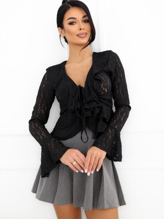 Elegancka czarna bluzka z koronką i falbanami