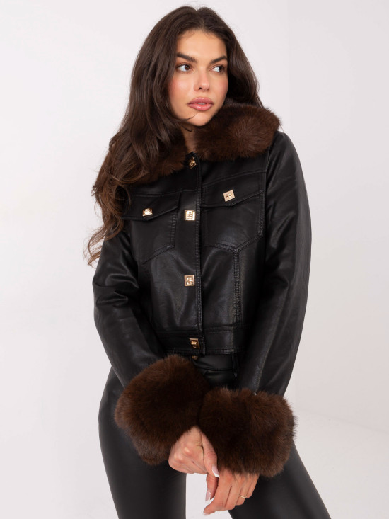 Krótka czarna kurtka z ekoskóry z podszewką