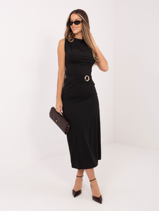 Czarna elegancka sukienka midi z dekoltem wodą