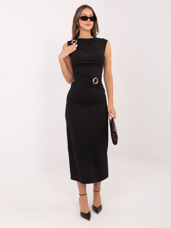 Czarna elegancka sukienka midi z dekoltem wodą