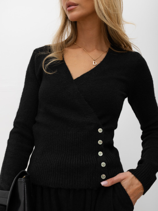 Elegancki czarny sweter z kopertowym dekoltem