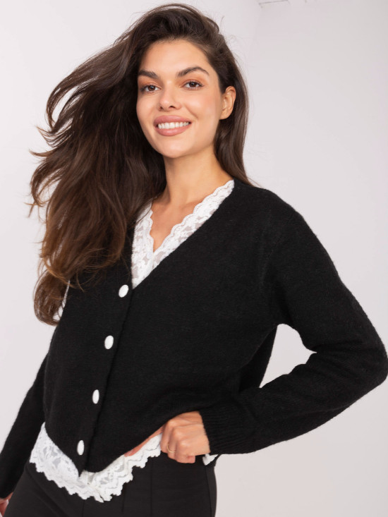 Elegancki czarny sweter z koronką