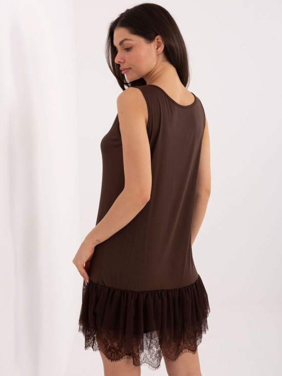 Brązowa rozkloszowana sukienka z koronką