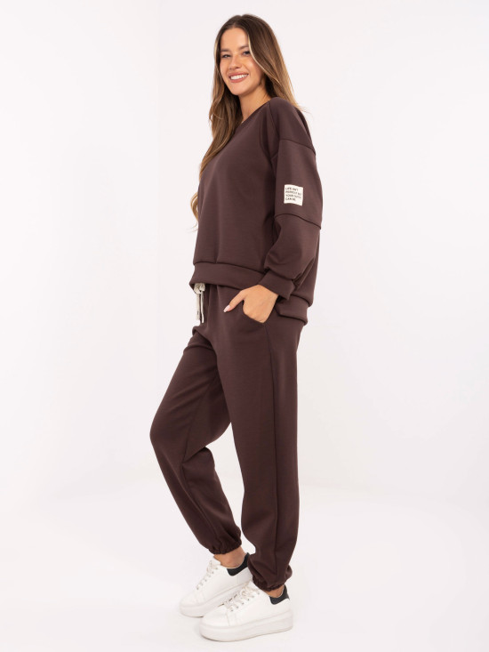 Damski komplet w ciemnym brązie – bluza i spodnie