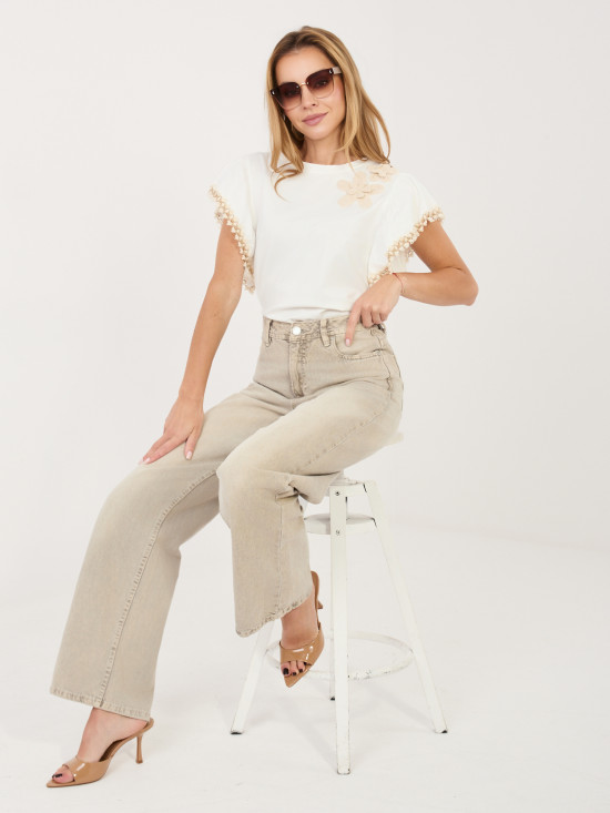 Biała bluzka z aplikacją