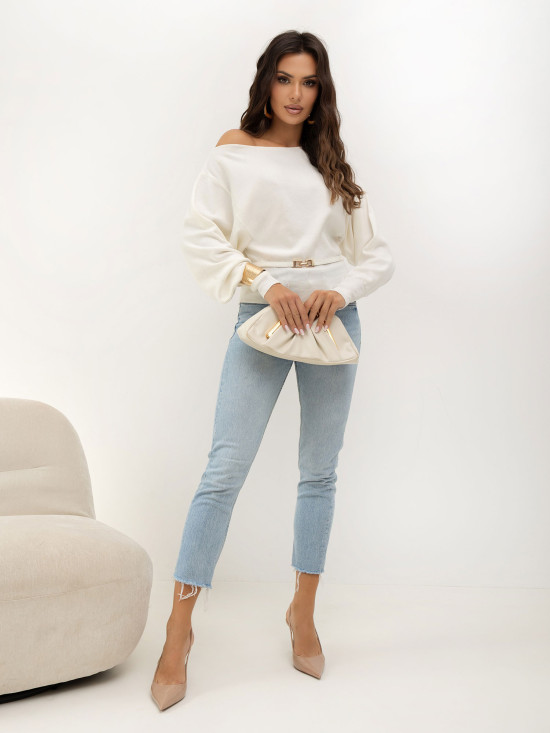 Elegancki sweter ecru z paskiem