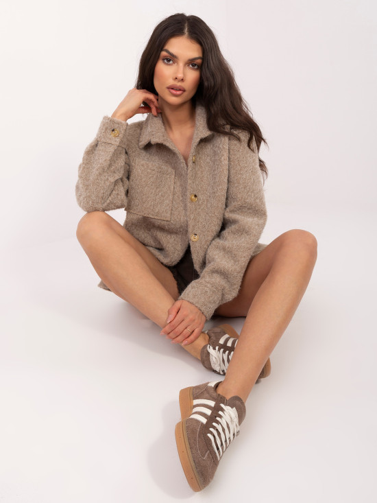 Beżowa kurtka przejściowa z kołnierzykiem i kieszeniami