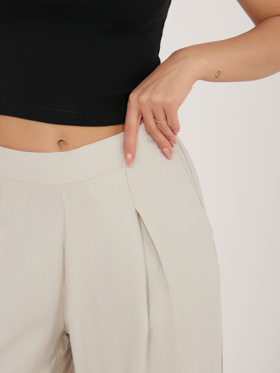 Beżowe spodnie palazzo z wiskozy