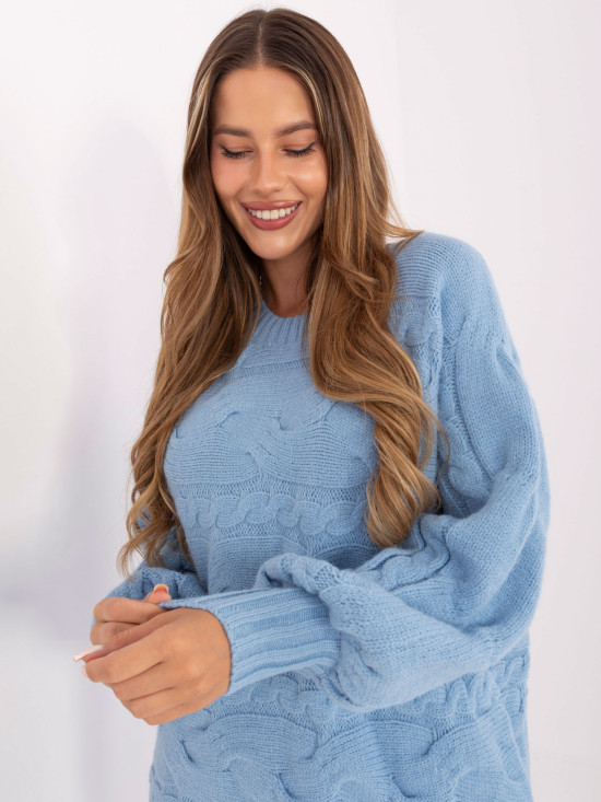 Oversize sweter w jasnym niebieskim kolorze