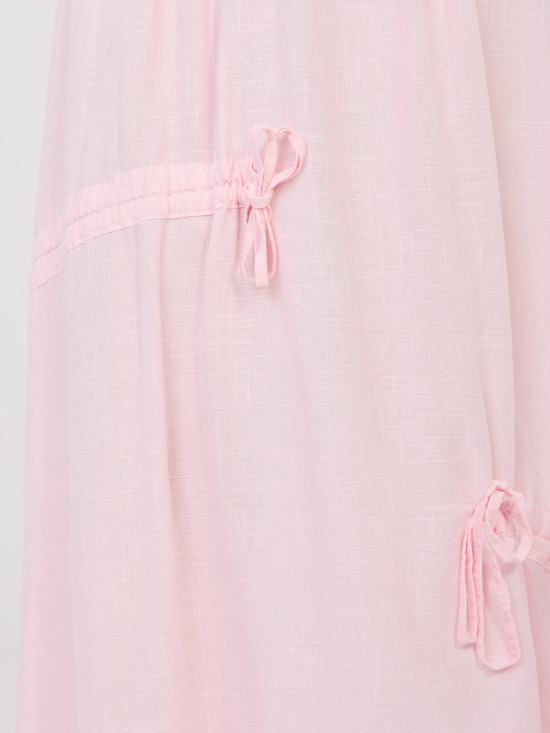 Jasnoróżowa spódnica midi z wiązaniem